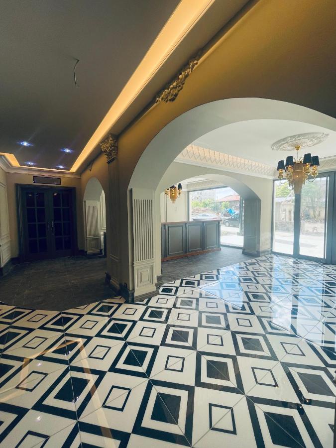 Отель Lala Grand *